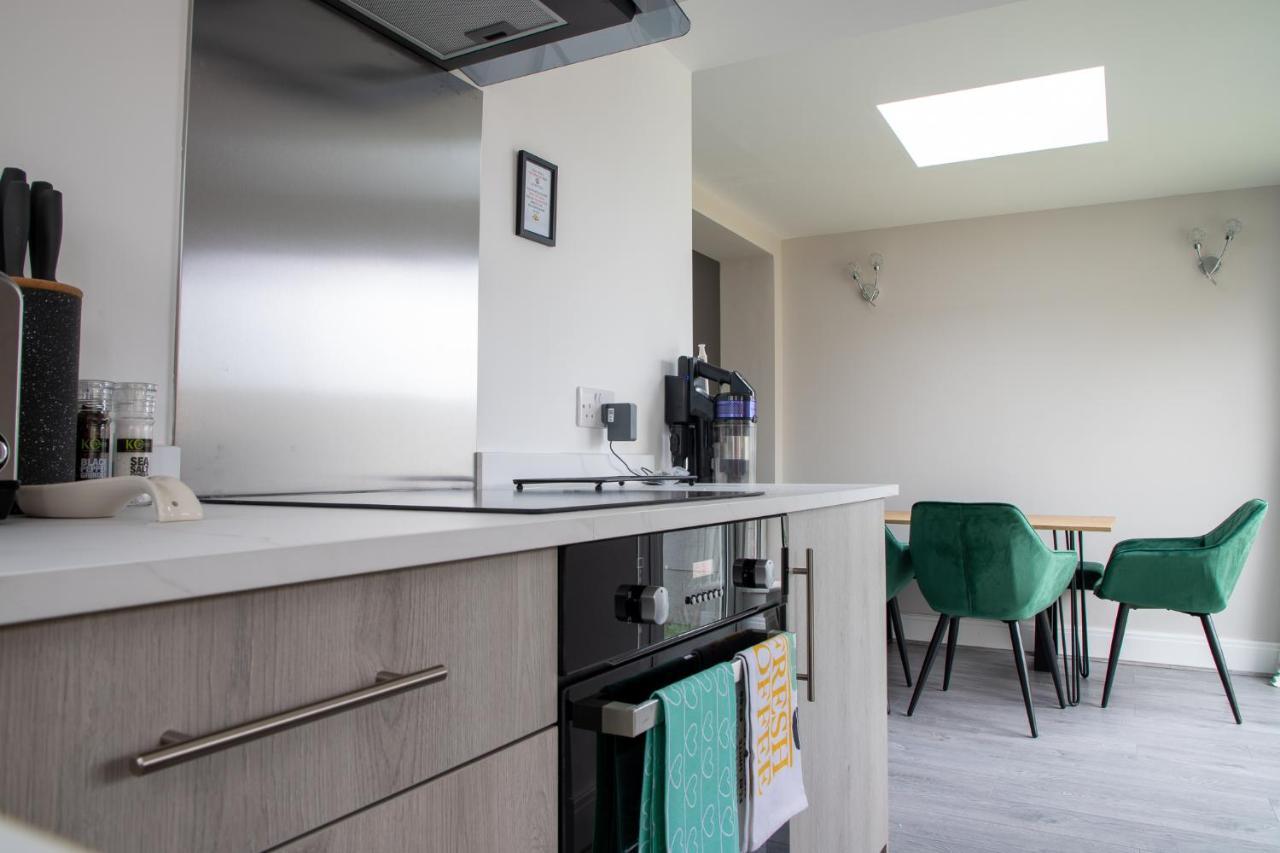 Wave Stays - Ground Floor Apartment - Outside Seating Area Cleveleys Eksteriør billede
